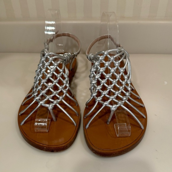 Stuart Weitzman Seaside Silver Metallic Leather Gladiator Sandals Size 8.5 - Picture 10 of 14